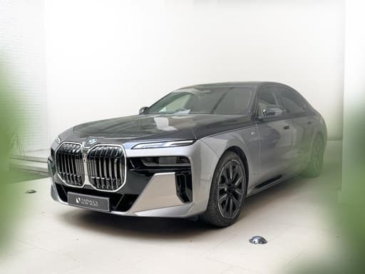 BMW 7 Series M760i